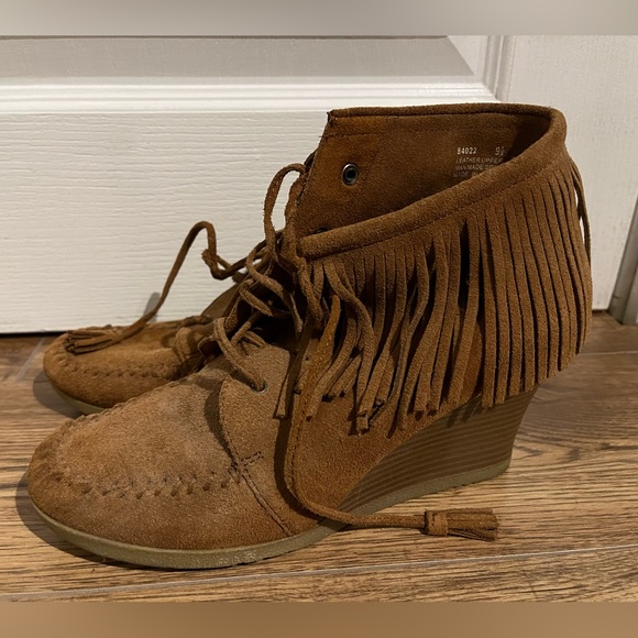 💜3 for $30 💜Size10 Minnetonka leather wedges - Picture 3 of 6